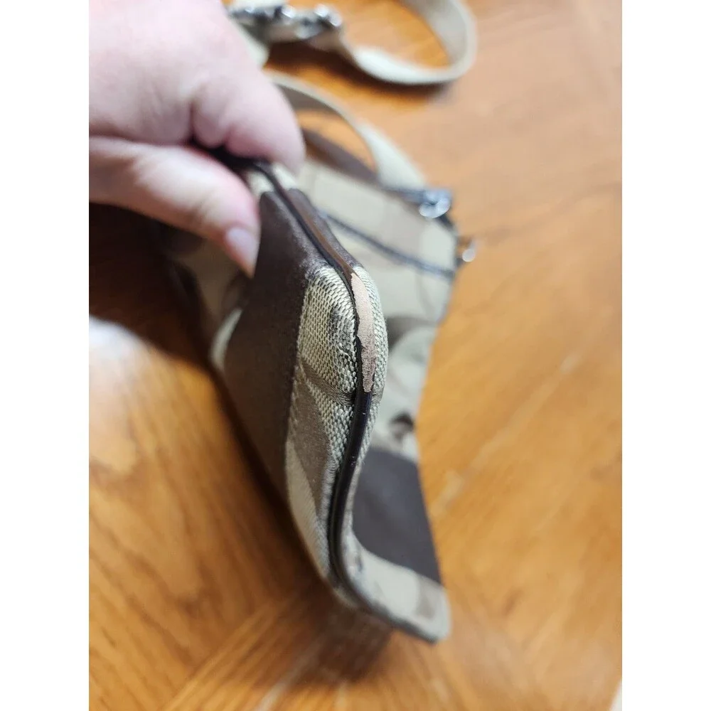 COACH SwingPack Brown Signature Brown Patent Leather Trim